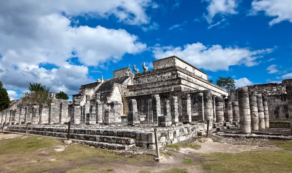 Hall of the Thousand Pillars - Columns at Chichen Itza, Mexico — Stock Photo, Image