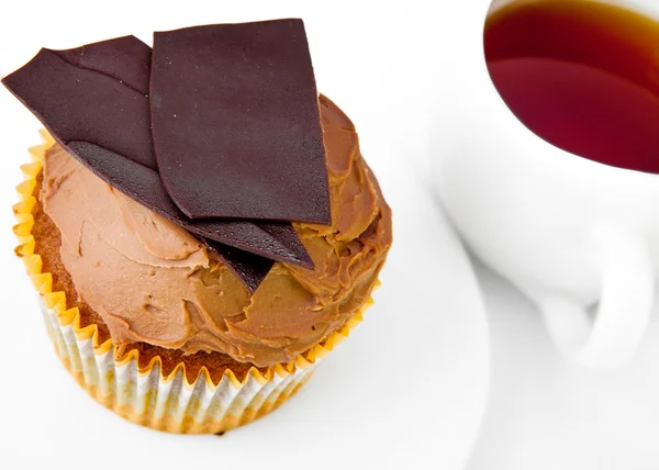 Schokoladenkuchen und Tasse Tee — Stockfoto