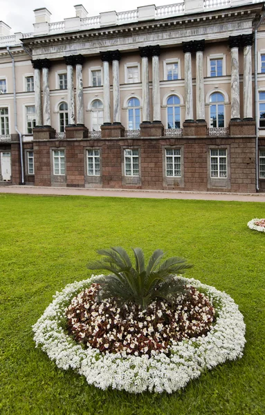 Zubov vingen av det stora palatset. Catherine Park. Pusjkin (Tsarskoje Selo). Petersburg — Stockfoto