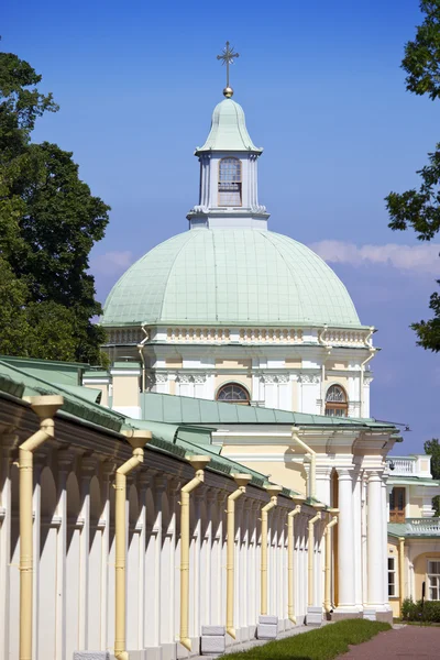 Rusya. Petersburg. San (Lomonosov). alt park. Büyük Menshikovsky Sarayı. — Stok fotoğraf