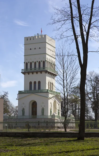Ο Λευκός Πύργος στο Τσαρσκόγιε Σέλο σε Aleksandrovsky πάρκο, Πούσκιν, Ρωσία — Φωτογραφία Αρχείου