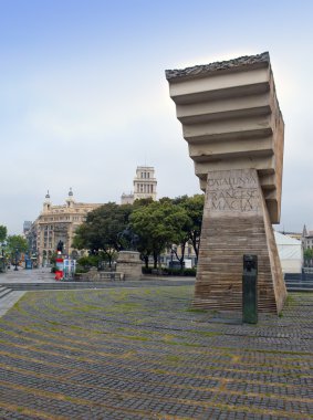 Barcelona, İspanya. Francesc Macia Placa de Catalunya içinde anıt