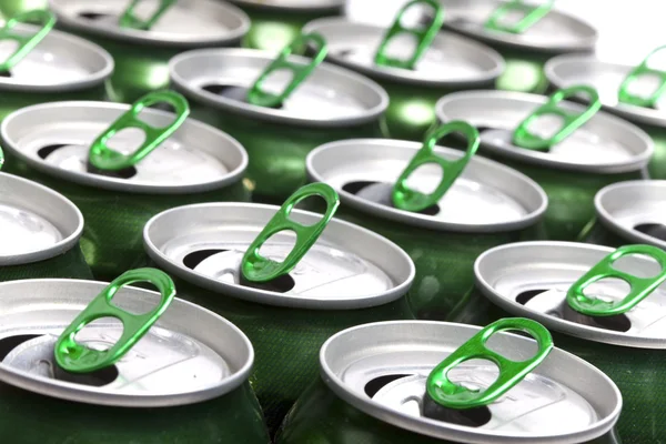 Latas de cerveza de aluminio —  Fotos de Stock