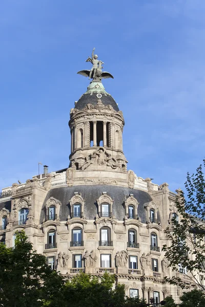 Spanien. Barcelona. altes Gebäude in der Passage de Gracia — Stockfoto