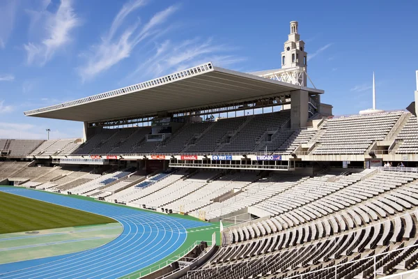 БАРСЕЛОНА, Испания - 10 мая 2010 года на Олимпийском стадионе Барселоны в Барселоне, Испания, пройдут пустые трибуны . — стоковое фото