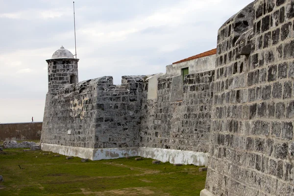 Cuba. Vieille Havane. Mur de forteresse — Photo