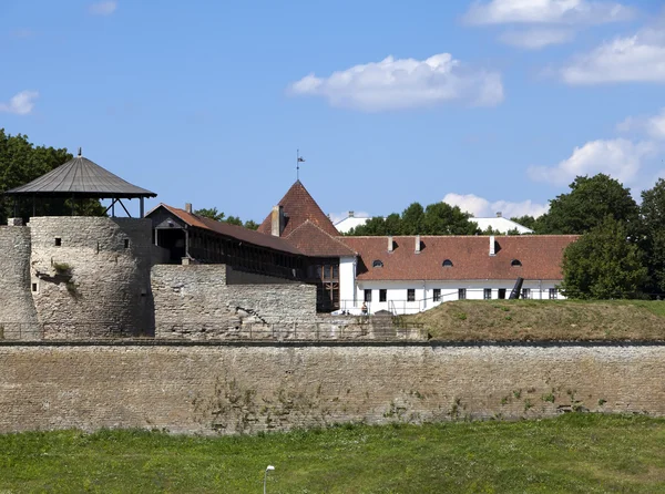 The yard of fortress. Narva. Estonia — Stock Photo, Image