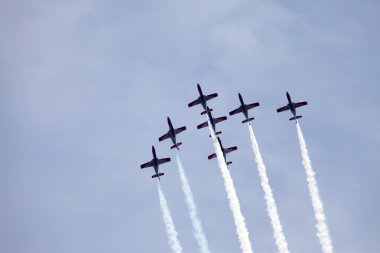 Barcelona-Mayıs 9: Air show gökyüzünde 9 Mayıs 2010 tarihinde Barcelona, İspanya