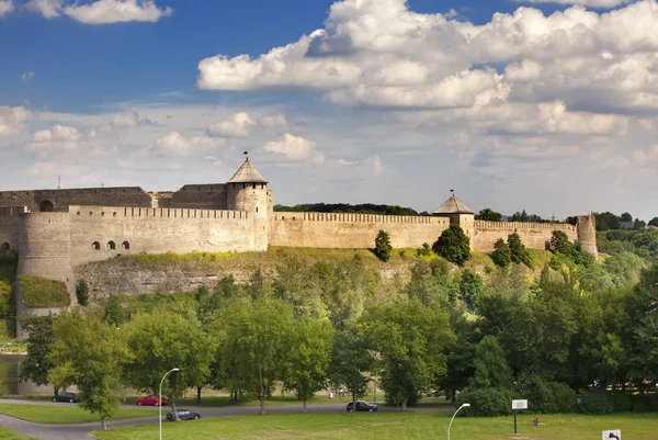 Fortaleza de Ivangorod en la frontera de Rusia y Estonia —  Fotos de Stock