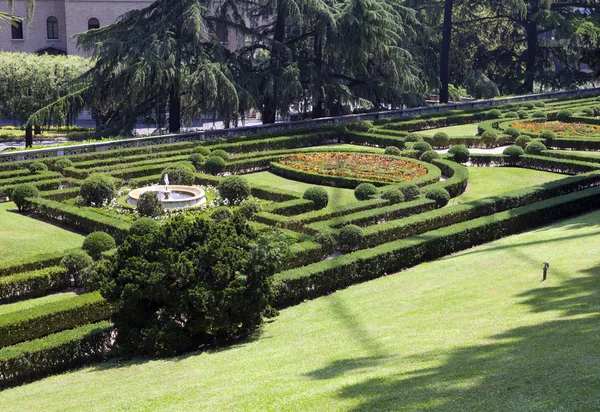 Landschaftsbau in den vatikanischen Gärten, Rom, Italien — Stockfoto
