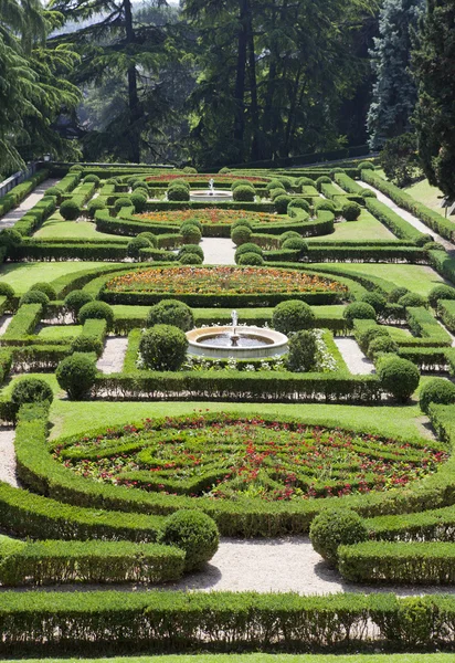 Paisagismo nos Jardins do Vaticano, Roma, Itália — Fotografia de Stock