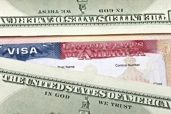 미국 비자와 미국 달러 — 스톡 사진
