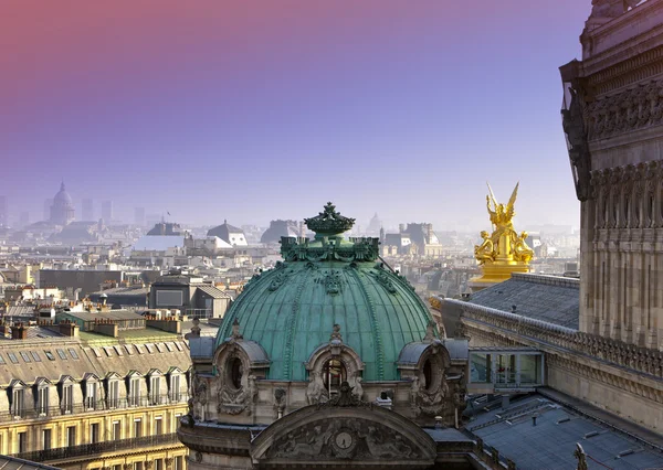Paříž. letecký pohled na střechách — Stock fotografie