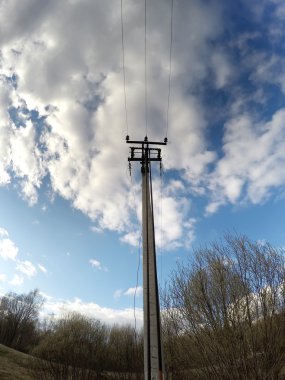 alanında elektrik direği