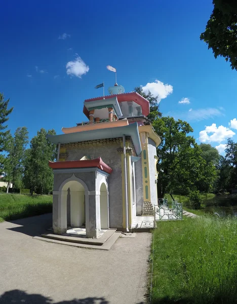 Catherine Park. Puškin (Carskoje Selo). Petersburg. Pavilon v čínském stylu. — Stock fotografie