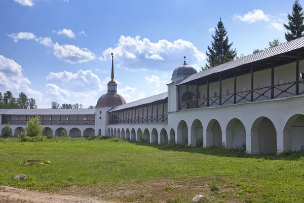 Tihvin varsayım manastır, bir Rus Ortodoks (Tihvin, Saint Petersburg region, Rusya Federasyonu — Stok fotoğraf