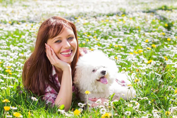 Happy Woman Enjoying Nature With Her Dog — Stock Photo, Image