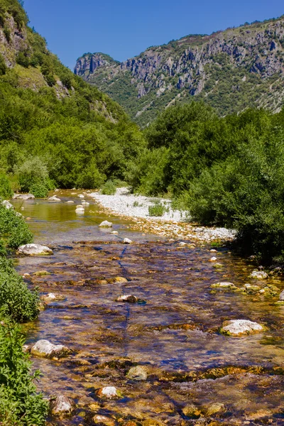 Eau claire fraîche — Photo