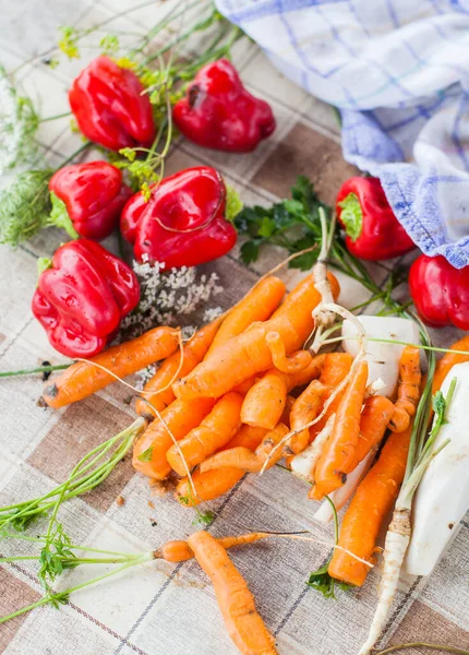 Organic Vegetable Red Pepper Carrot Healthy Food Concept — Stock Photo, Image
