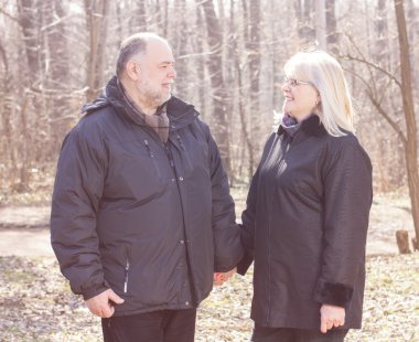 Mutlu yaşlı üst düzey Romantik Çift