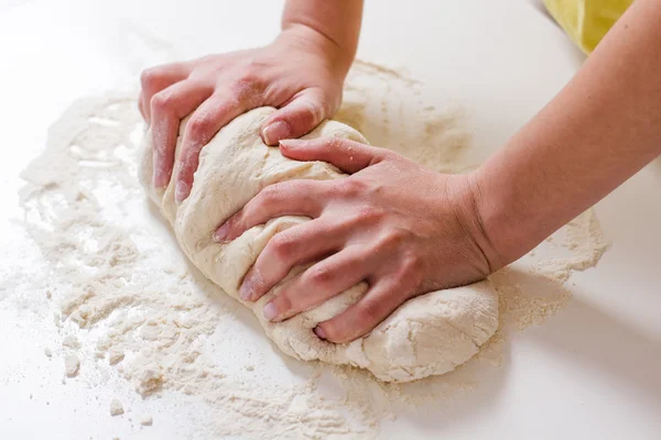 Teig zubereiten — Stockfoto