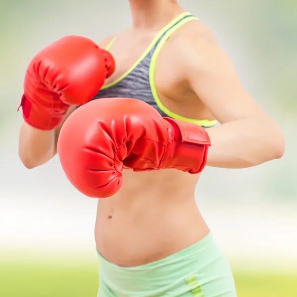 Fitness schlank sportlich Frauenkörper — Stockfoto