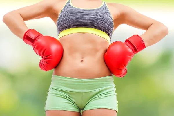 Fitness schlank sportlich Frauenkörper — Stockfoto