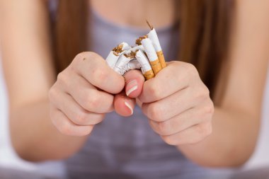 Sigara içmek yasak sigarayı