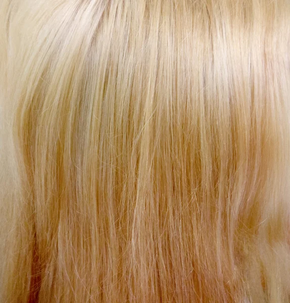 Sarı saçlı beyaz izole