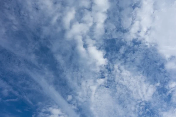 Blauer Himmel Hintergrund — Stockfoto