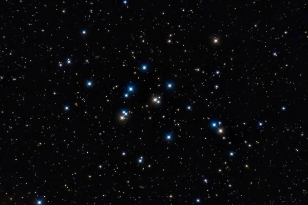 M44 cluster, kleurrijke sterren in de nachtelijke hemel — Stockfoto