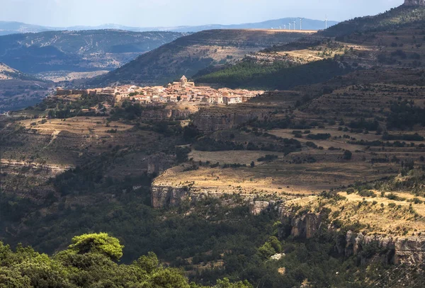 西班牙Teruel Maestrazgo的Cantavieja村 — 图库照片