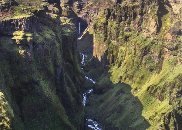 Mulagljufur Canyon Waterfall Στην Ισλανδία — Φωτογραφία Αρχείου