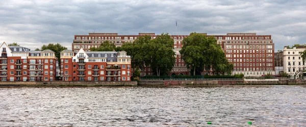 Londen Riverside panoramisch uitzicht — Stockfoto