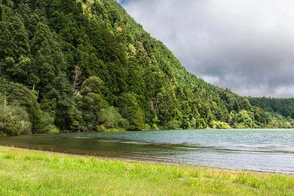 Lago Furnas em São Miguel, Ilhas dos Açores — Fotografia de Stock