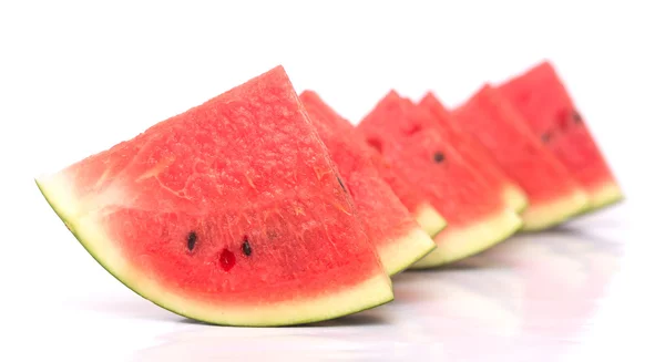 Vattenmelon på vit — Stockfoto