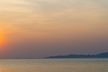 Turuncu deniz gün batımı