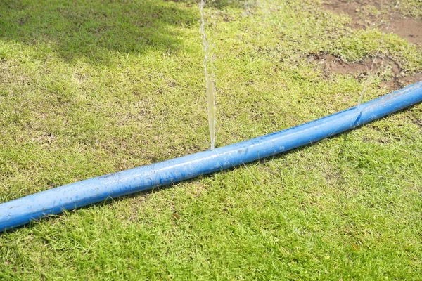 Hole in a hose — Stock Photo, Image