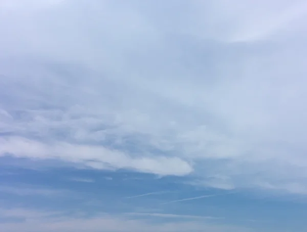 Blå himmel bakgrund — Stockfoto