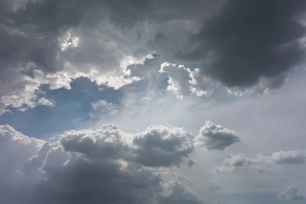 Cielo antes de la lluvia —  Fotos de Stock