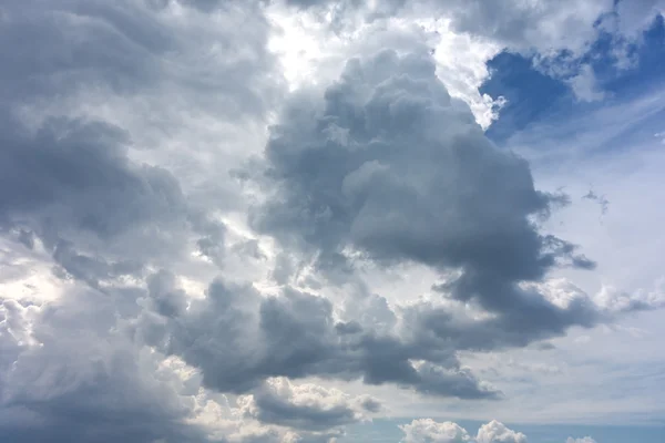Céu antes da chuva — Fotografia de Stock