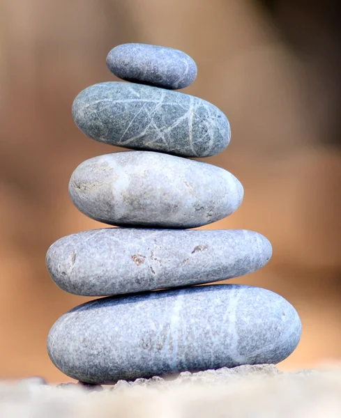 Torre de piedra de guijarro — Foto de Stock