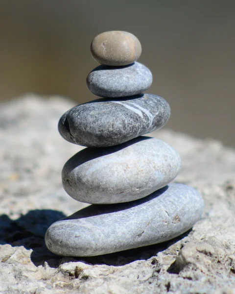 Balancing Kiesel Turm — Stockfoto