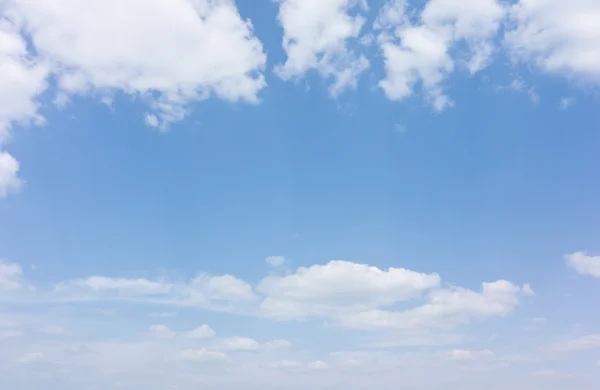 Blauer Himmel backgound — Stockfoto