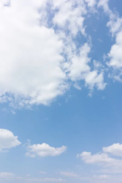 Голубое небо фона — стоковое фото
