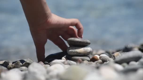 Ręka budynku Kamienna wieża. — Wideo stockowe