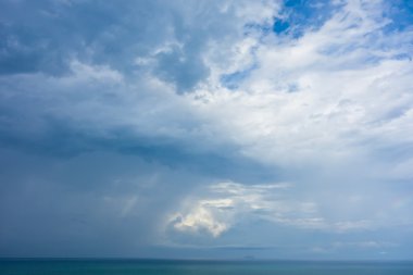 Yağmurlu gökyüzü