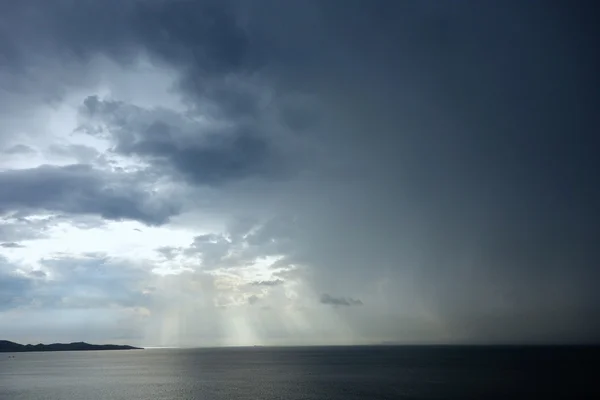 Cielo lluvioso — Foto de Stock