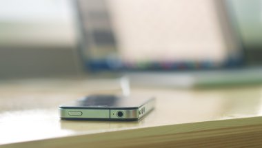 akıllı telefon ve dizüstü