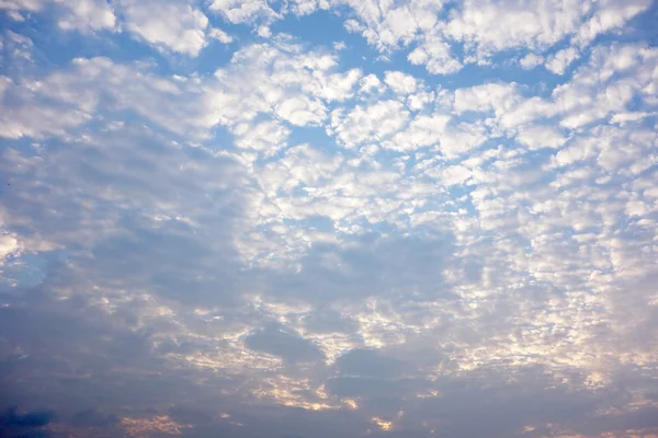 Céu com nuvens — Fotografia de Stock